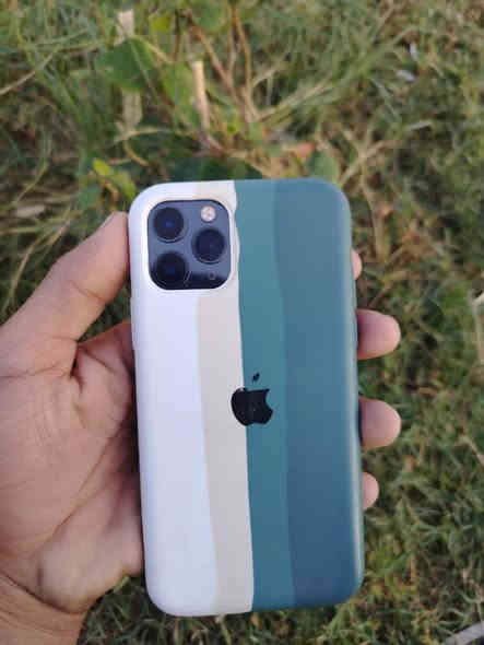 ايفون 11ابرو فقط ذاكره 256 مكان بصره الجمعيات سعره 225الف   ***********
