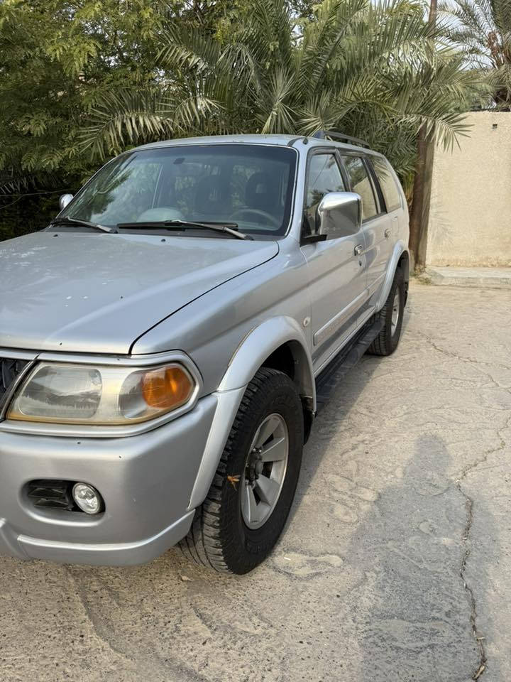 سلام عليكم للبيع متسيبوشي ناتيفا 2007 خليجي رقم بغداد بأسمي سنويه وهزه جدد مكينة وكير جدد مكفولات فور ويل شغال حداديه وتخم تاير ياباني جديد مكفوله من ضربه بيها 3قطع صبغ رش فقط اثر جراد وشخوط  سعر 90$ مكان بغداد الزعفرانية ***********
