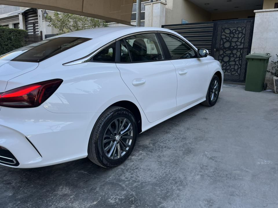 السلام عليكم
للبيع 
MG G 2025
سياره مكفوله شبه زيرو رقم سليمانيه 
فول مواصفات ٤ كامرات فتحه بالقماره 
ماشيه ٩٠٠ كيلو 
السعر ١٢٥ $ بيه مجال شي بسيط 
مكاني بغداد زيونه 
***********
