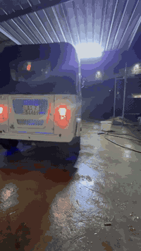 سلام عليكم تكتك موديل 22شهر 8 تكتك نضيفه ما معمره دوس سعر 8750/***********
