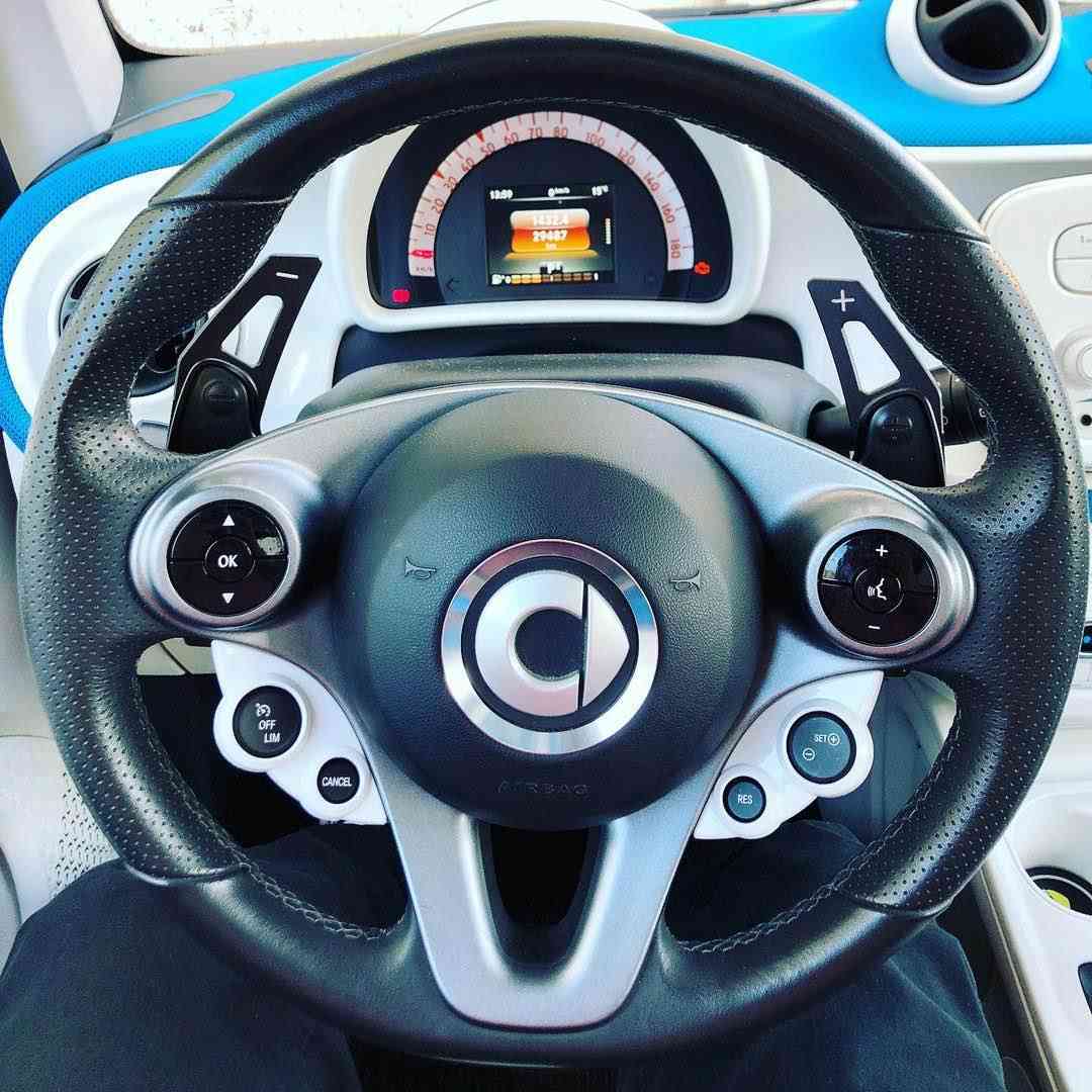 ‏Smart Proxy 453
‏الموديل:- 2017 - رقم اربيل
‏‎السعر:- 120 ورقه 
‏‎حجم المحرك:- 0.9 Turbo
‏‎العداد:- 80 الف كيلومتر 
‏‎المقاعد:- أبيض + أزرق 
‏‎فول مواصفات
‏‎كلين تايتل
‏‎مكان سيارة 🌎اربيل
*********** أربيل, العراق
