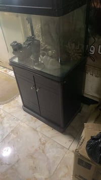 حوض سمك • انارة ليد • متر ونص