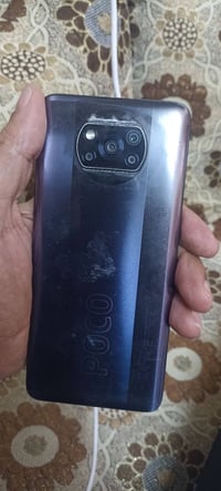 بوكو إكس ٣ برو • ٢٥٦ • مبدل شاشة