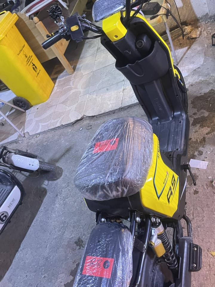 R9 للبيع دراجه نضيفه بطاريات 32 جدد عالفحص السعر 440 وبيها مجال مكاني بصره قبله***********
