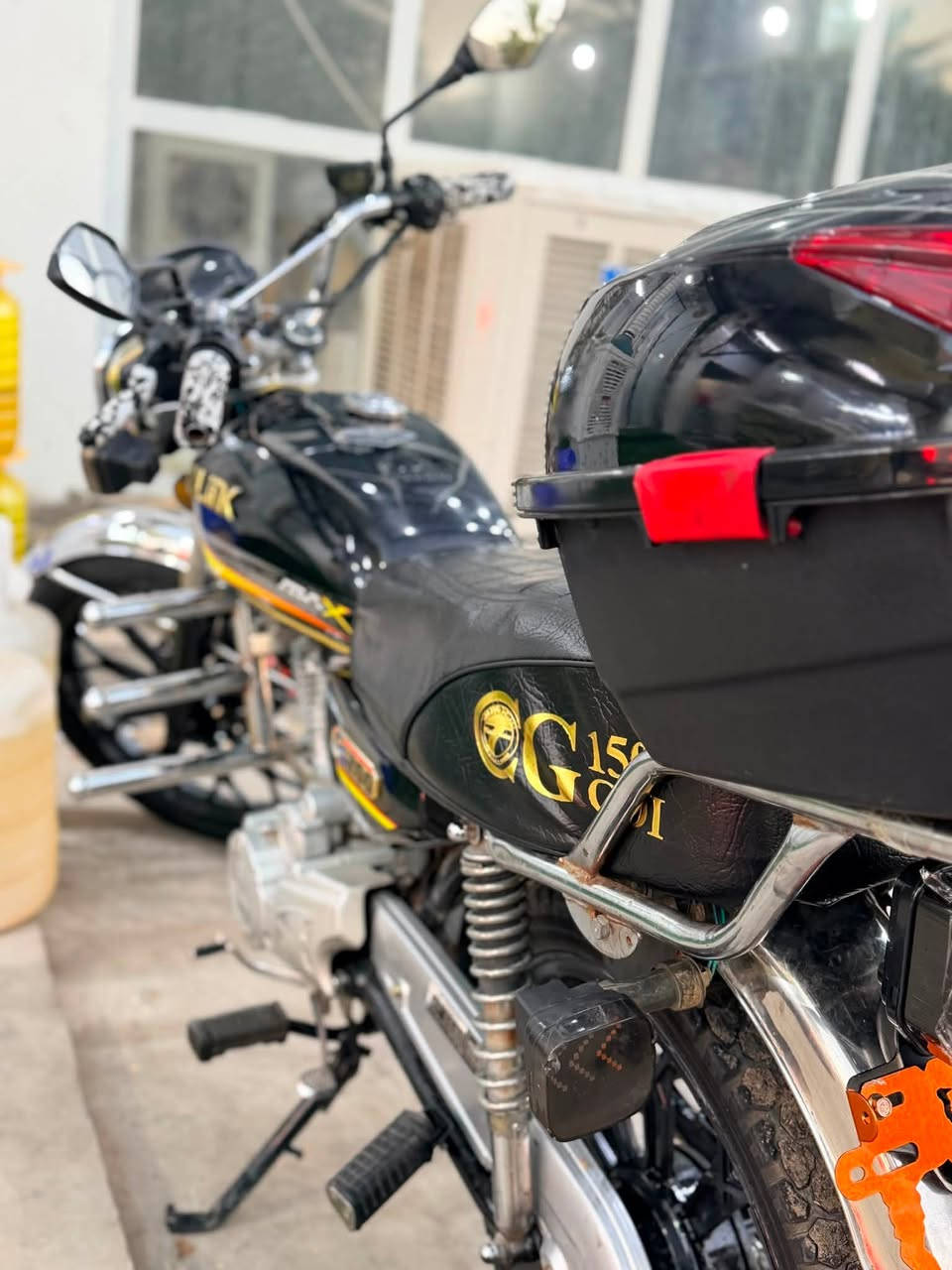 للبيع سونك 2024 جاهز
من كلشي محرك 200 cc 
السعر 725 وبي مجال 
عنوان رمادي 
‭***********
