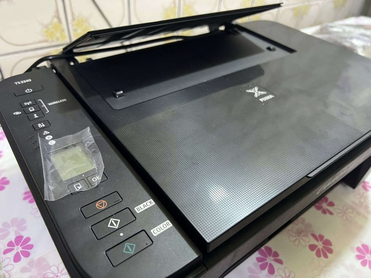 طابعة كانون جديده بيها ضمان الشركه + سيت احبار جديدات + بند ورق سعرها مناسب جداً


**إذا كنت صاحب هذا الإعلان وتريد حذفه لأي سبب، رجاءا أرسل رسالة إلى الدعم الفني**