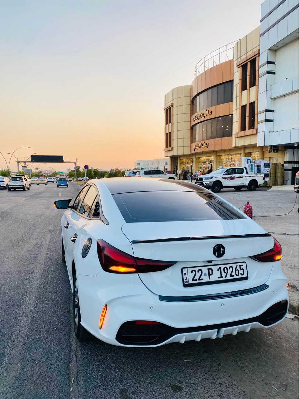 سلام عليكم MG GT بؤفرؤشتنه ماشاءالله ى ده وى له جوانى كامل جوانكاريو مه سره ف فول فول مواسه فات شاشه و كاميرا گئچ ديجتل شاشه گه وره كشن جلد لايت به گلايت ليت  ئاوينه كاره باو شه فت سه ياره كه بستيك چاملغى pdr دوپه نجه سندوق ته عديل. باقى به شه رت سه ياره كه زؤرجوانى خاوينه هى ماله وه يه سحرى ١١٨$مجال بسيط شوين هه ولير *********** أربيل, العراق
