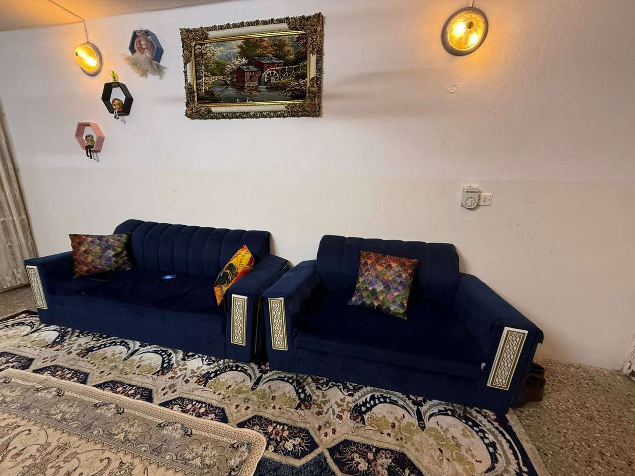 تخم قنفات للبيع السعر 300 الف جديد مال العام تخم حطاطه عراقي 
*********** لاستفسار
