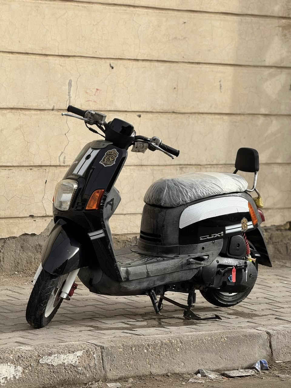 السلام عليكم دراجه بوليسي للبيع كفاله عامه دراجه ناعمه صار شهرين من طلعتها من الرمبه 1150 وبيها مجال مكاني البصره المعقل المو شراي رجآئن لا يدخل رقمي ***********
