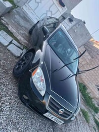 نيسان اولتيما 2005 رقم بغداد الماني سياره نضيفه كل نقص مابي كلها شغاله...