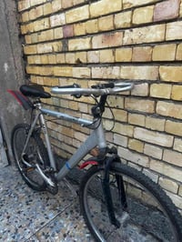 باسكل باله ياباني حجم 26والاستفسار واتساب على هاذا الرقم 07705885011