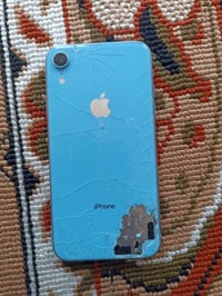 آيفون اكس آر • فيس ايدي واكف • كاميرا خلفية واكفه