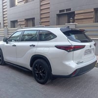 للبيع هايلندر موديل٢٠٢٤ هايبرد  فول مواصفات الممشى ٨الاف كم مغلفه ppf ...