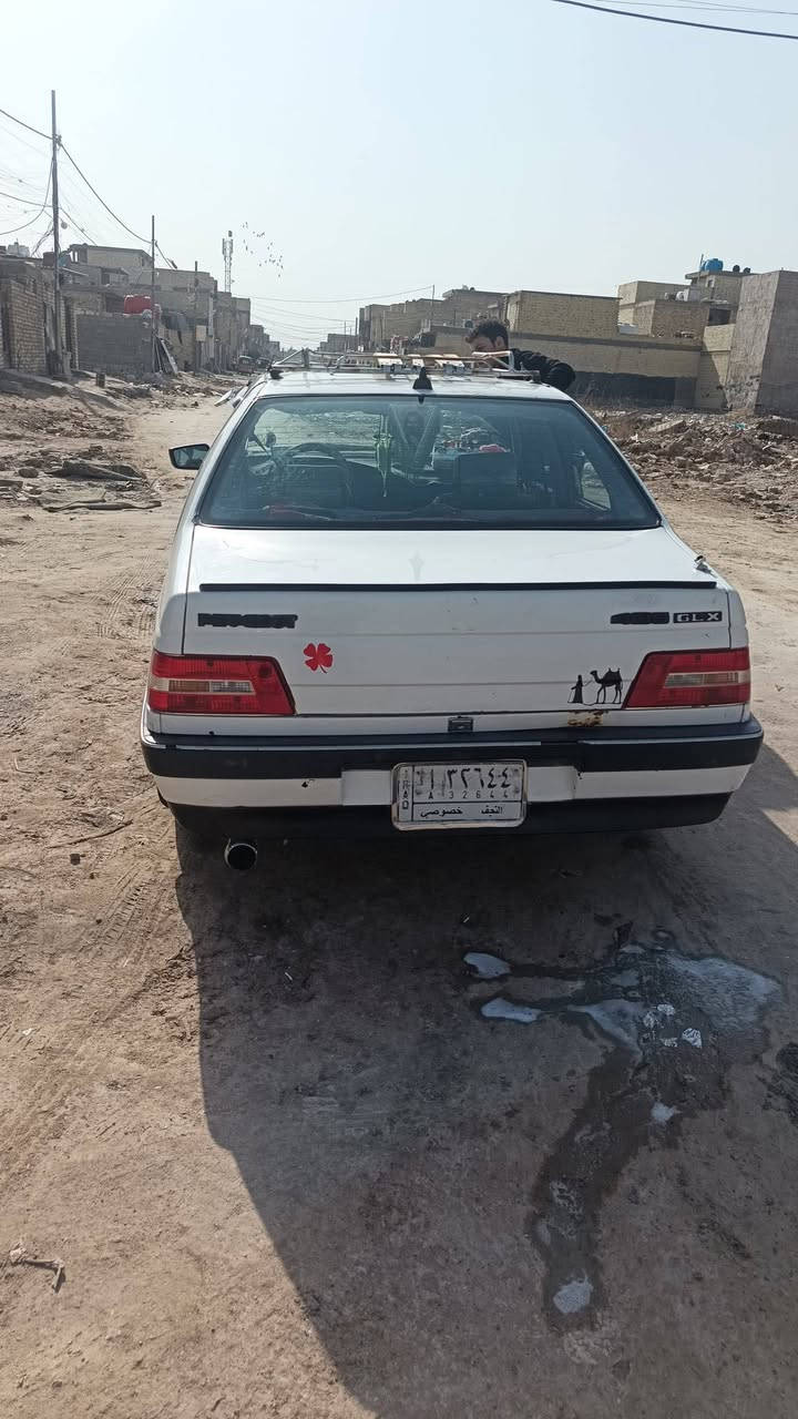 السلام عليكم سيارة بيجو جي ال إكس رقم نجف راعية بالنجف ما اندله موديل 2009 سياره جاهزه وخير من الله مكينه وكير كورله تخم تاير كهربائية كلها شغاله السعر 20 وبيه مجال مكان السيارة بغداد مدينة الصدر 
***********
