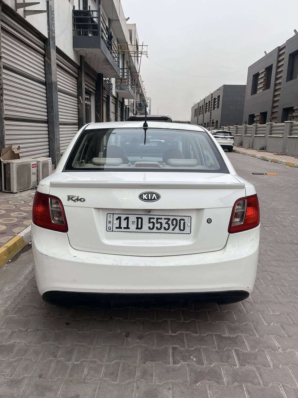 السلام عليكم
كيا ريو 2012 خليجي محرك 1400 ماشيه127 الف 
بيها صبغ جاملغ خلفي جهة السايق والدعامية الخلفية فقط الباقي مكفول 
مكانها بغداد -حي الجهاد 
رقم ***********
اتصال فقط
