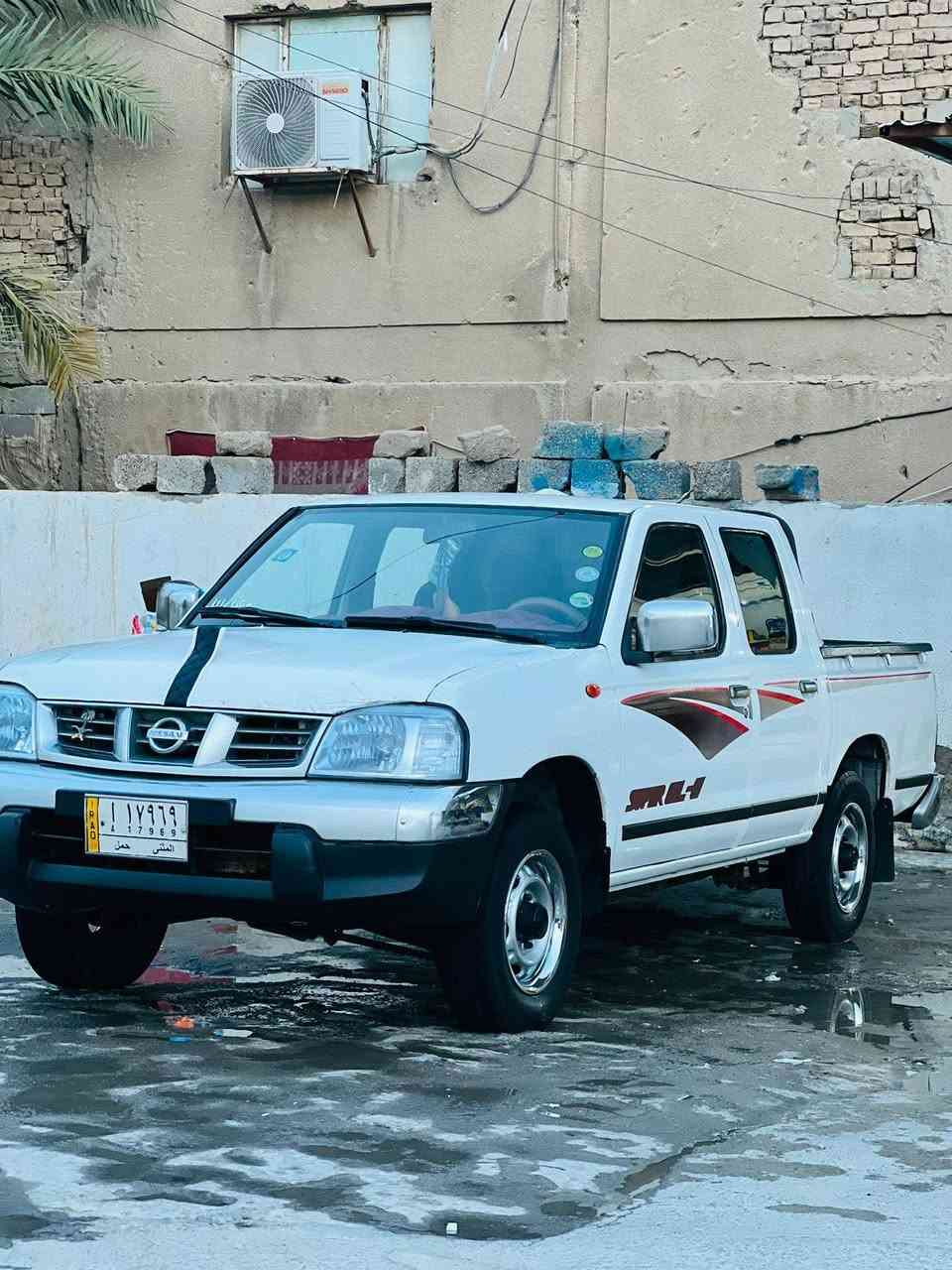 سلام عليكم نيسان 2014كفاله من الظربه والصبق كير 
 محرك كفاله طخم تاير توني شاده 
سنويه جديده 2028
شراي يتصل ***********
