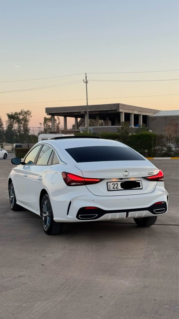 مؤديل 2025 ره قه م هه ولير سياره كه هـيچي نيه ده عامي بؤ ده عامي به شه رت نوقته ي نيه نها قؤپيكي بچوك له سه قفو بونيتي هيه بي ده ست كاري  8 هه زار رؤشتوه شاشه ئه كتيف ده بل ئه كتيف مواسه فات فول سلايت بريك به سمه ٥ كاميره ئوتؤ هؤلد كوشن جلد لايت ليد گيج ئه ليكتروني شوين هه ولير نرخ 120 مه عامه ليكي زور زور كه م ژ.م *********** أربيل, العراق
