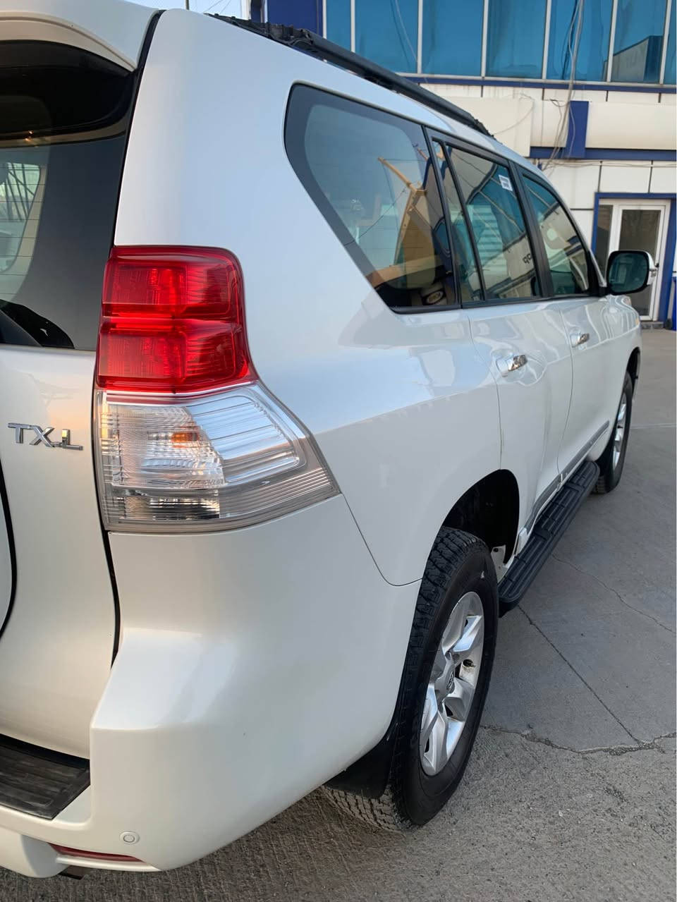 برادو 2010 فول سبير لةكول خليجي استراد خاص ناو فورميكاو بةخي ئاو و٣ريز كوشن و سةقف DVD و زور مواصفاتي تر زور جوان ماوةتةوه يةك بةلةي دركاي دواي سايةقي بوياغه بيناوكرتن بي سارد و بي جالو بي وردة دةعاميةكانيشي بةشةرت بوياغ نيه كيرو مةكينةي بةشةرت نةكراوةتةوه و بي عةيبه تةقةو رةقةشي بةشةرت نيةتي تةبريت و كةرميش هةمووي ئيش ئةكات بةس سةنةوي بةسةر جووه تةحويل و غةرامة بةشةرت سعري 197$و معاملةيةكي كةم لةسليمانيم 
0771 502 0007 
0751 236 84 33 

برادو 2010فول خليجي استراد خاص 
سنوق سبير داخل فورميكا
 بخ ماي لايت و ٣مقطع سقف شاشة DVD فورويل و هواية مواصفات 
سونر موجودة بلمنشور  
ربع باب خلفي صبغ بدون دواخل بدون ضربه بشرط
دماعية ابشرط  بدون صبغ
بدون بارد بدون رصعة
كير و محرك ابشرط مامفتوح بدون أي عيب 
حدادية ابشرط و تبريد و تدفئة شغاله 
سيارة مال بيت و بدون أي عيب و سيارة كلش حلوة و نظيفة ماشاءالله 
سنوية ساقطة و صاحبة موجود 
بشرط تحويل و غرامة بشرط
سعر سيارة ... 197 $ مجال قليل
 
0770429 47 44
0751236 84 33 السليمانية, العراق
