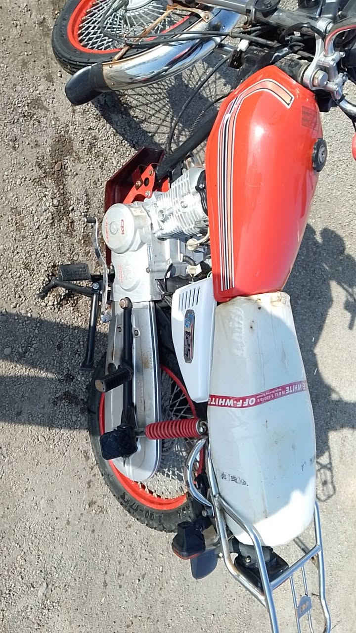 سلام عليكم دراجه للبيع تايكر 4 كير 2021 اوراق كامله اصولي حته كمرك ورسوم مدفوعه كل نقص مابيه محرك برقي ممفتوح بي جيب وياك 10 فيتريه سعر 500 وبيه مجال قليل مكاني محموديه  التواصل *********** : 0787541350. الخاص مفتوح
