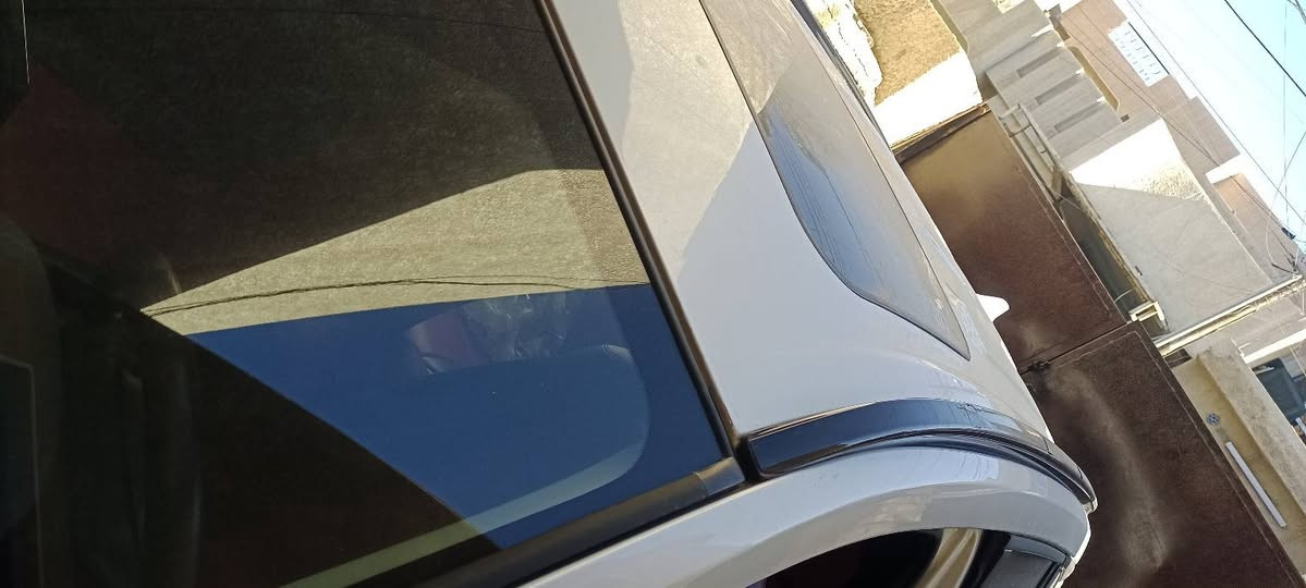 كورلا كروس ٢٠٢٥ هايبرد فول مواصفات ما عدا الكرسي غير كهربائي مكفوله من الشخط والصبغ والبارد بعدها زيرو ماشيه ٥٠٠ محرك ٢٠٠٠ كاميرا دواره 
السعر ٢٩ مليون 
العنوان السيديه 
للاتصال ***********
