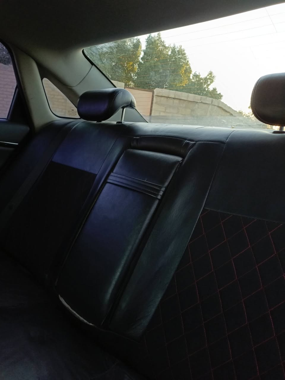 ازيره اكراند 2011 مكينه وكبر جددحاويه تخم تاير تبريد تدفئة تدفئة كشتات اماميه حساسات  محرك 2700  السعر 110 وبيها مجال الطيبين 
رقمي ***********
مكاني النجف
