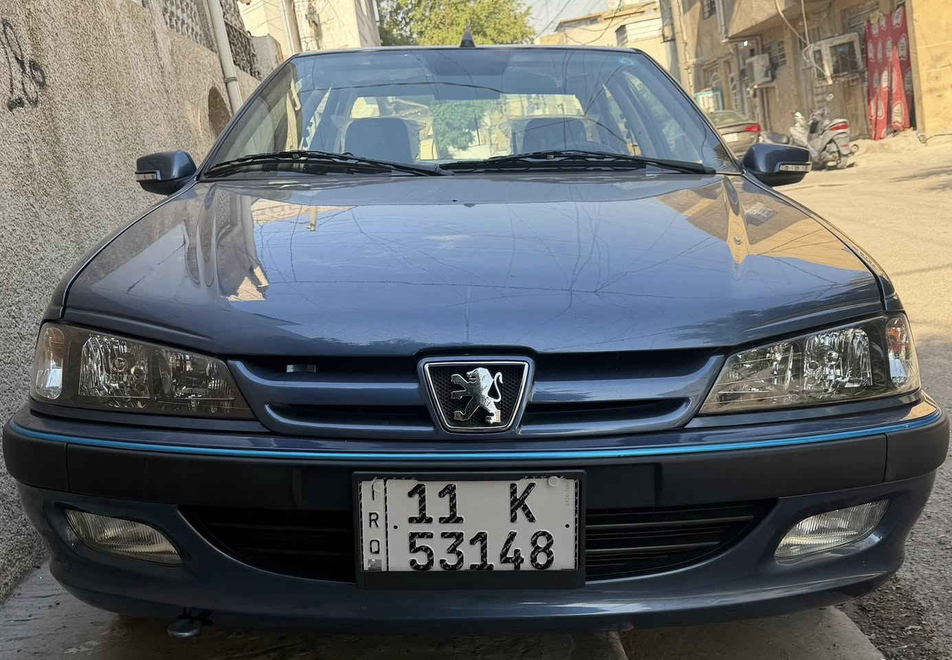 سلام عليكم عندي بيجو موديل 25 رقم بغداد (بسمي) مكفوله كفاله عامه من ضربه و صبغ و بارد مكاني بغداد الكرخ زيرو زيرو سياره ماشيه 
(الف ونص) رقم تلفون ***********
