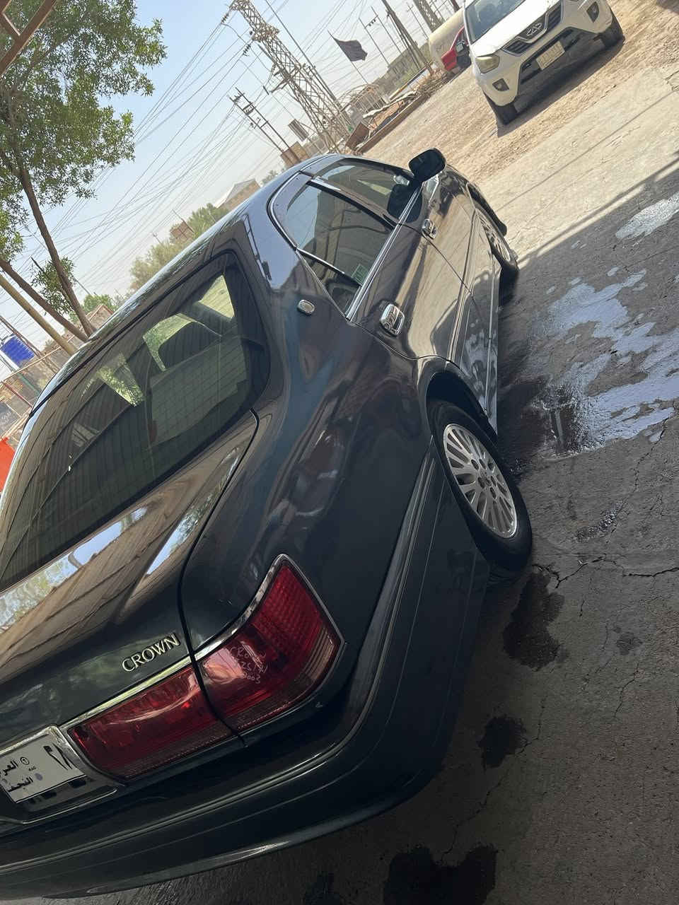 ملكة موديل ٢٠٠٠جاهزة مفحوصة مرور وكمرك باقي بس دفع كمرك كفالة عدا جاملغ امامي بيع فقط*********** @ السعر٧٠وبيها مجال
