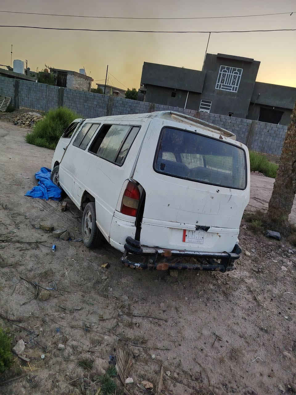السلام عليكم ستانه للبيع على حادثه تنباع موديل1995 كير محرك شغال شاصي مابي شي تفاصيل اكثر اتصل على الرقم مكلف بلنشر *********** المكان بابل حله عوفي
