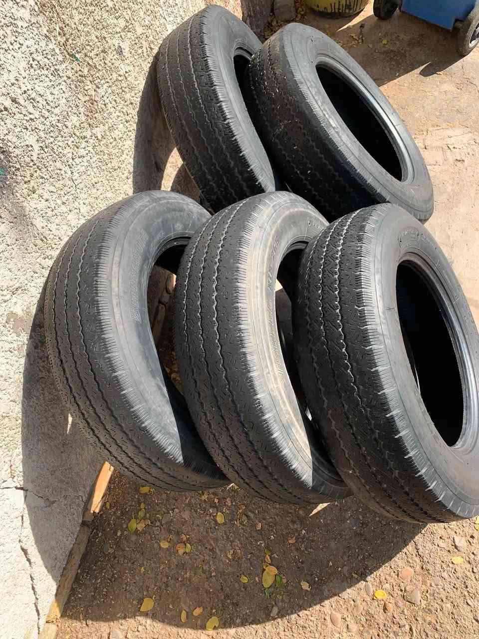 سلام عليكم للبيع تايرات كوستر حجم 17ونص برجستون ياباني نص عمر مكاني بغداد مدينة الصدر  رقم الهاتف ***********
