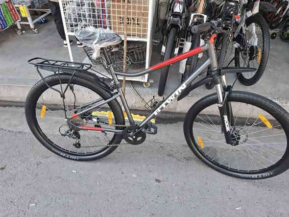 دراجه حجم 29
براند b.twin revirside  520 
9 گير 
كل غراض بتوين 
بريكات دهن 
بي ديل قفل فتح  المنيوم 
اطارات wtb
دراجه حلو 
عنوان اربيل سوق باسكيلات مقابل گراج سلام 
متوفر توصيل كافه لكل محافظات عيراق 
وتساب *********** 
بنسبة سعر 👇👇👇مهيمه 
                    390 دولار 🔐 بدون معامله 
شكرا زبائن 🫡🫡🫡🫡
