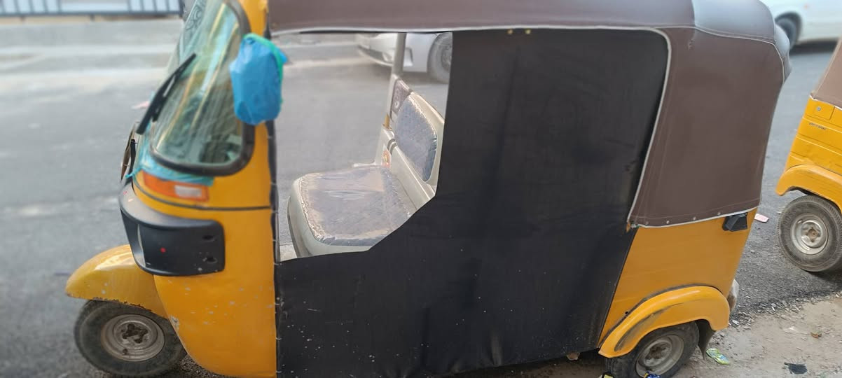 تكتك للبيع 20 رقم انكليزي بسمي السعر 6500 الثعالبة ***********
