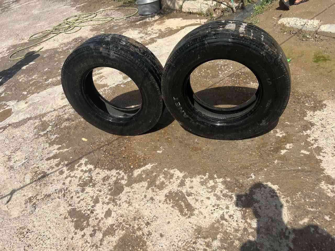 ‏زوجته 19 ونص للبيع
***********
