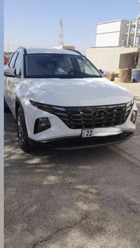 توسان 24 للبيع الفحص موجود بالصور السعر 220 وبيها مجال للاستفسار اكثر ...