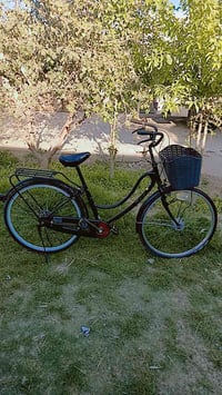 بايسكل البيع حجم 26سعر خاص 07812864087