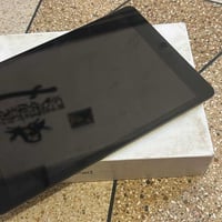 ايباد ٩ • ذاكرة ٦٤ • بطارية ١٠٠