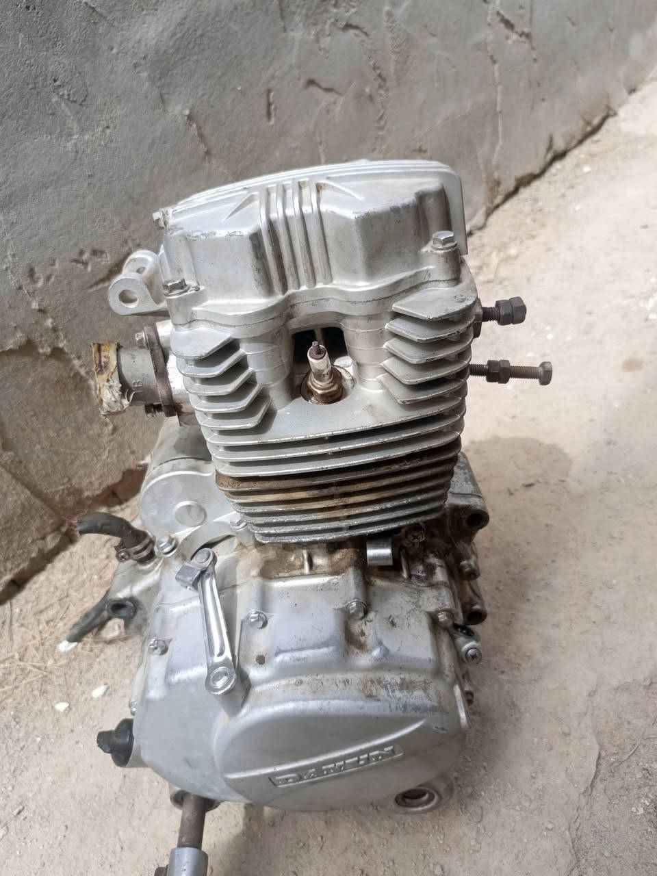 مكينه  مال  2017
شغاله     بس طكه جبنه  او بيه صوت ناعم   مصلح كول  بل عصافير     
يريده  بخدمته ٧٠ او بيه مجال  او هاذا رقمي  
***********
عل نت خابر واتساب
