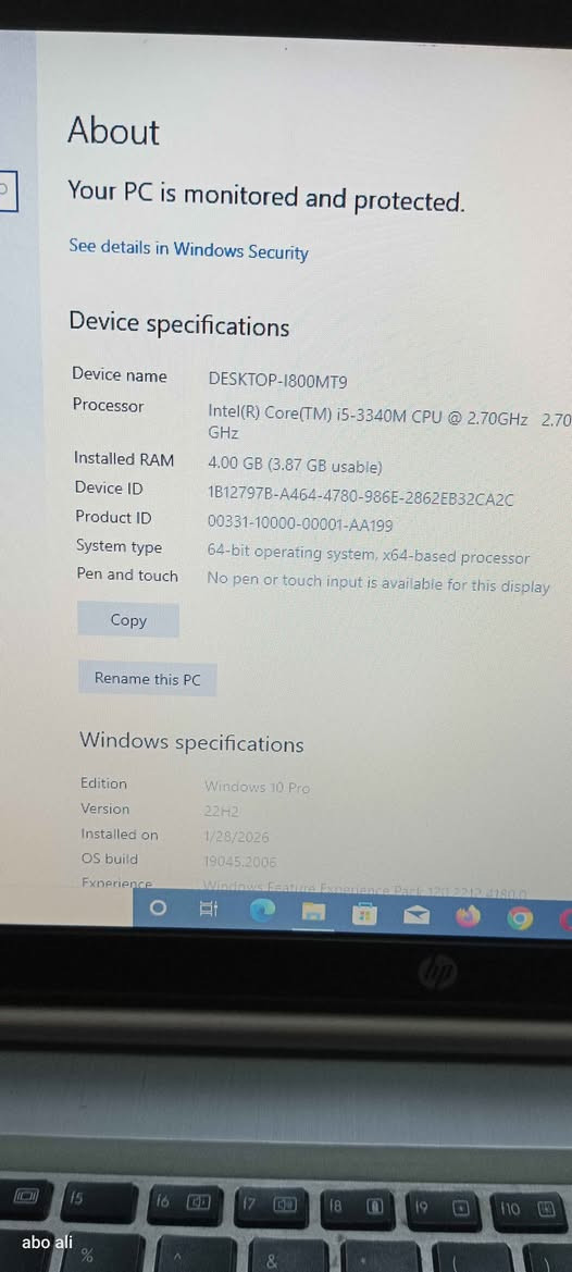 لابتوب HP للبيع - نظافة ممتازة وأداء مستقر
جهاز عملي جداً، مواصفاته كالتالي:
المعالج (CPU): Intel Core i5-3320M (أداء قوي وسريع للمهام المكتبية والدراسة).
الرام (RAM): 4 جيجابايت (الجهاز يحتوي على فتحتين للرام، يعني تكدر تطوره بسهولة لـ 8 أو 16 جيجا).
الهارد (Storage): سعة تخزين واسعة ومقسمة (C, D, E) للحفاظ على ملفاتك.
الشاشة: واضحة جداً وبألوان ممتازة.
النظام: ويندوز 10 منصب ومحدث بأحدث التعاريف.
الملحقات: الشاحن الأصلي مشمول مع الجهاز.
ملاحظات إضافية:
الجهاز نظيف جداً من الداخل والخارج (Body نظيف).
الواي فاي والصوت وكل المنافذ (USB) شغالة 100%.
البطارية تالفة، الجهاز يعمل مباشرة على الشحن (مثالي جداً لأصحاب المحلات أو المكاتب الثابتة).
السعر المطلوب: 200,000 دينار عراقي.
المكان: بغداد المحمودية بغداد, العراق


**إذا كنت صاحب هذا الإعلان وتريد حذفه لأي سبب، رجاءا أرسل رسالة إلى الدعم الفني**