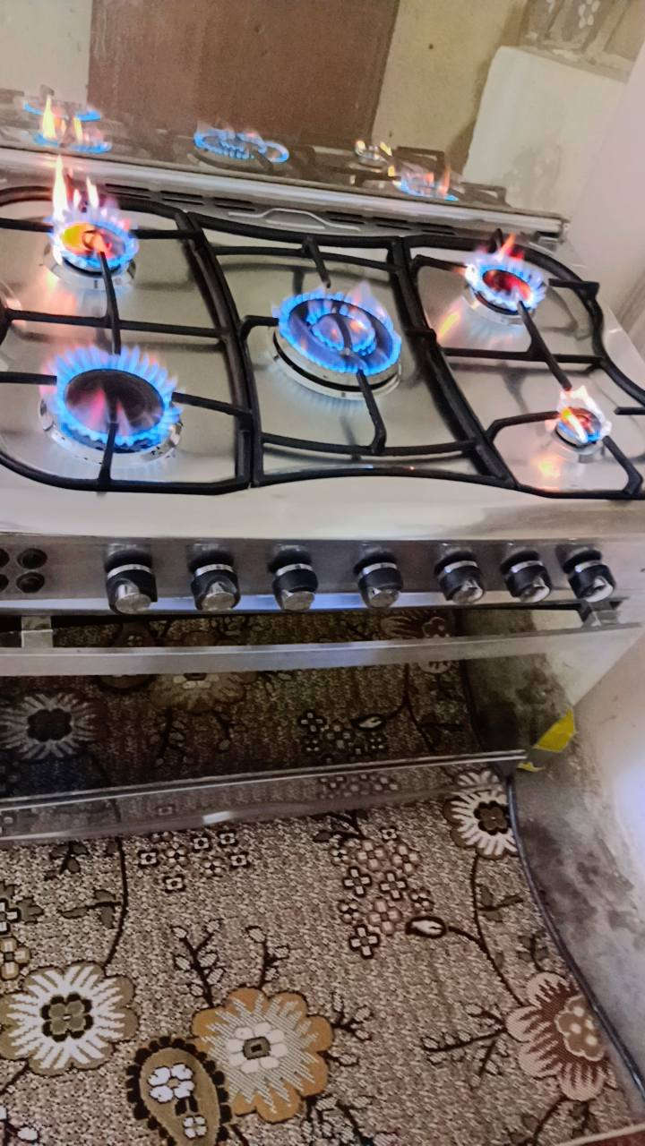 طباخ فريش المصري نضيف كلش فرن شغال فوك وجوه سعره 250 وبي مجال
بغداد بلديات ***********
