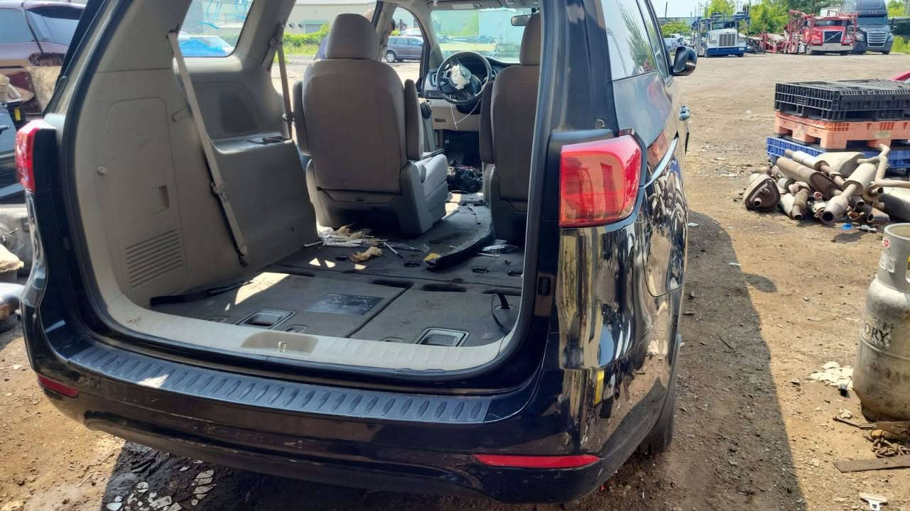 ألهم صلي على محمد وال محمد
السلام عليكم ورحمة الله  .  رجعنا بمنشور جديد من داخل مجمع سيد حيدر البغدادي للأدوات الاحتياطية

                       الكوري 🇯🇵  وارد أمريكا 🇺🇸
      متوفر داخل المجمع كل ما تحتاجة إلى سيارتك الـ سيدونا 
                     منـ الـ 2015 إلى الـ2020 ✅️ 
      متوفر حدادية أمامي صدر كامل وحدادية خلفية كاملة 
             ومحرك + كير / اي قطعة تخص السيدونا 
          متوفرة داخل مجمع سيد حيدر البغدادي 

                                     عنونا 📍
                       النجف الإشراف شارع المطار 
              مابين الدخول والخروج عامود رقم 13 

                                    للأتصال 📞☎️
   الأثير / ***********   / الأسيا _ ***********
