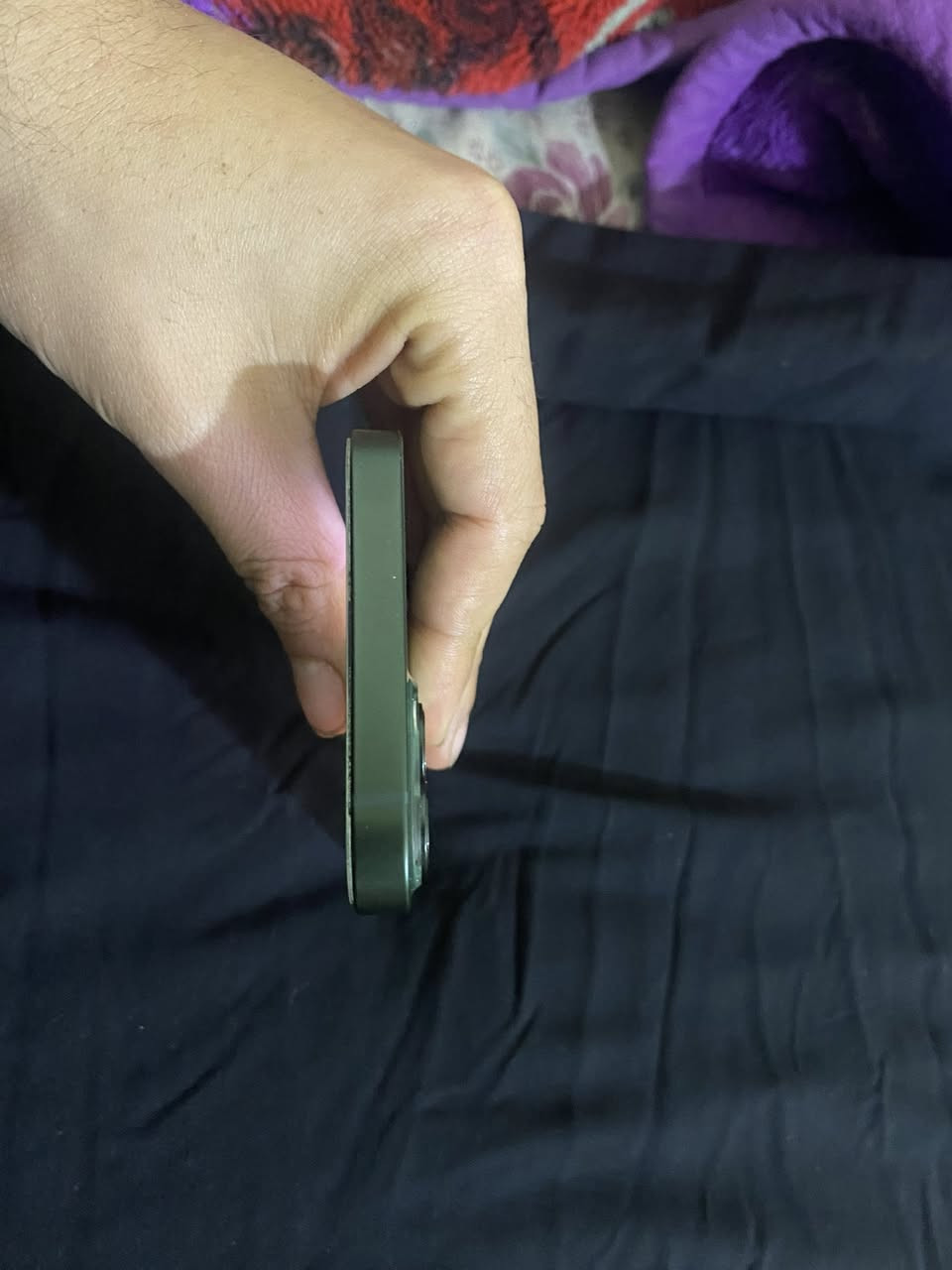 ١٣ عادي ذاكره ١٢٨ فول نضافه مكفول من كلشي جهاز شخط ما بي بطاريته ٨٥ وبرغي واحد ما مفتوح بي جهاز ع الفحص سعره ٥٥٠ وبي مجال  ***********
مكاني دوره بعيثه عرب جبور
