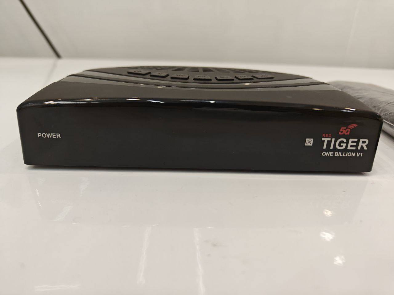 السلام عليكم
للبيع tiger one billion v1
او مراوس 

نظافة 100 ٪
كامل ملحقات
للعلم اشتراكاته مخلصه قبل 10 ايام

توصيل محافظات متوفر

السعر 135 الف


**إذا كنت صاحب هذا الإعلان وتريد حذفه لأي سبب، رجاءا أرسل رسالة إلى الدعم الفني**