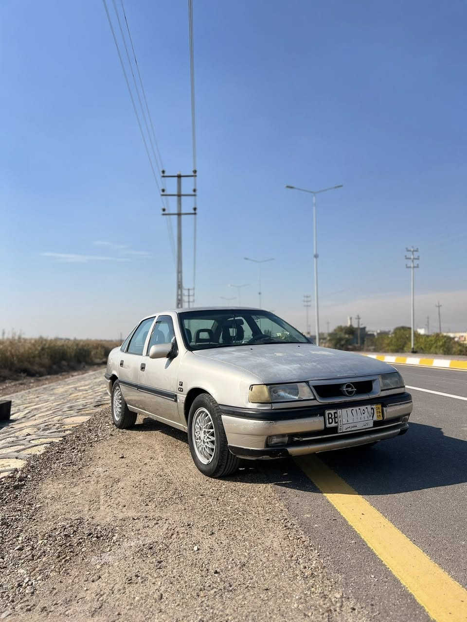 سلام عليكم البيع اوبل فكترا موديل1993فول مواصفات عدا تبريد سياره جديده وضع شركه شرط كير محرك مكفولات محرك 2000المرغوب تخم تاير جديد السعر 38بيه مجال شي بسيط جدا 
العنوان الانبار الخالديه
رقم الهاتف ***********
