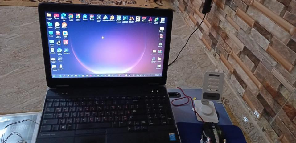 السلام عليكم حاسبه دل cor i7رام 8 هارد ٢٥٦ ssd  وكارت شاشه خارجي وداخلي فول بلالعاب جي تي اي فايف وألعاب قويه جدا   تشغلهن بطاريه جديده بلجيس تشغيل ٣ ساعات ونص حاسبه جديده كلش وبيهه ملحقات هواي حقيبه و قاعده مروحه ارضيه و ماوس وقاعده ماوس وشاحنته الاصليه وهارد خارجي ٢ تيرا للاستفسار ع واتس او الاتصال ***********
