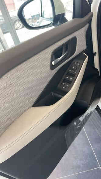 السلام عليكم
نيسان اكس تريل 

موديل 2025 نص مواصفات 

سياره خليجي 

عدد المقاعد 5

تحكم ستيرن

جام كهرباء 

كرسي كهرباء 

حساس خلفي

حساس جانبي 

تبريد خلي امامي 

سياره ماشيه 11 الف 

رقم اربيل 

بيه ضمان 3 سنه من شركة السور

سياره بشرط كفاله عامة من كلشي 

السعر 34 مليون وبيه مجال لطيبين 

رقم ***********
