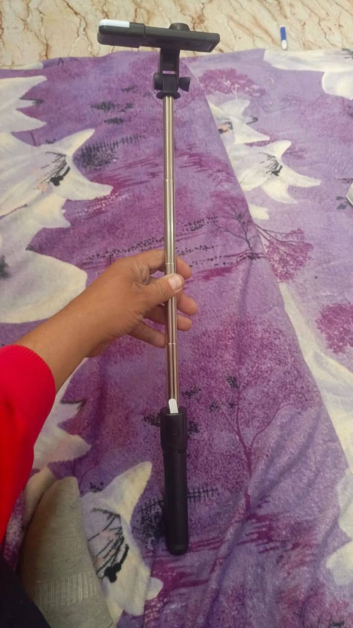 سلام عليكم أغراض لبيع تفاصيل على واتساب ***********
