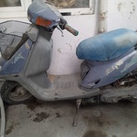 بسبب وعود كاذبه يحجزون ما يجي ياخذ ياماها للبيع كوم حديد شاصي جديد كاب...