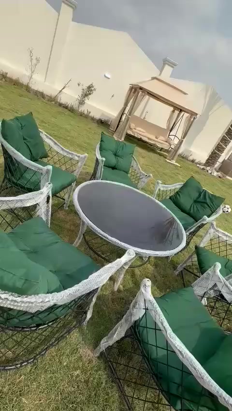 �🔥 استثمر بهدوء… وامتلك رفاهية الريف داخل بغداد 🔥🌿

هل تبحث عن مكان يجمع بين الهدوء، الخصوصية، وفرصة استثمار رابحة؟
✨ هذه فرصتك لامتلاك مزرعة مميزة في موقع مطلوب ✨

📍 الدورة / عرب جبور – مجمع الزمرد
📄 طابو زراعي (سند 25) ✔️

🌟 مميزات ما تتكرر:
1️⃣ 📐 مساحة 1000 متر – مثالية لمشروعك أو استراحتك الخاصة
2️⃣ 🛣️ شارع 15 متر مبلط – مخصص للمزارع فقط (هدوء وراحة تامة)
3️⃣ 🏡 بناء حديث 2026 – جاهز بدون تعب أو مصاريف إضافية
4️⃣ 🌴 أجواء ريفية راقية – تبعدك عن ضوضاء المدينة وتقرّبك للراحة

💡 ليش تختارها؟
✔️ موقع مرغوب وقابل للارتفاع بالسعر
✔️ مناسبة للسكن أو الاستثمار أو الاستجمام
✔️ فرصة نادرة بهالمواصفات والسعر

💰 السعر: 460 (قابل للتفاوض)

📞 احجز فرصتك الآن قبل لا تضيع:
***********
***********

⚠️ الفرص المميزة ما تنتظر… والبيع للجادين فق
