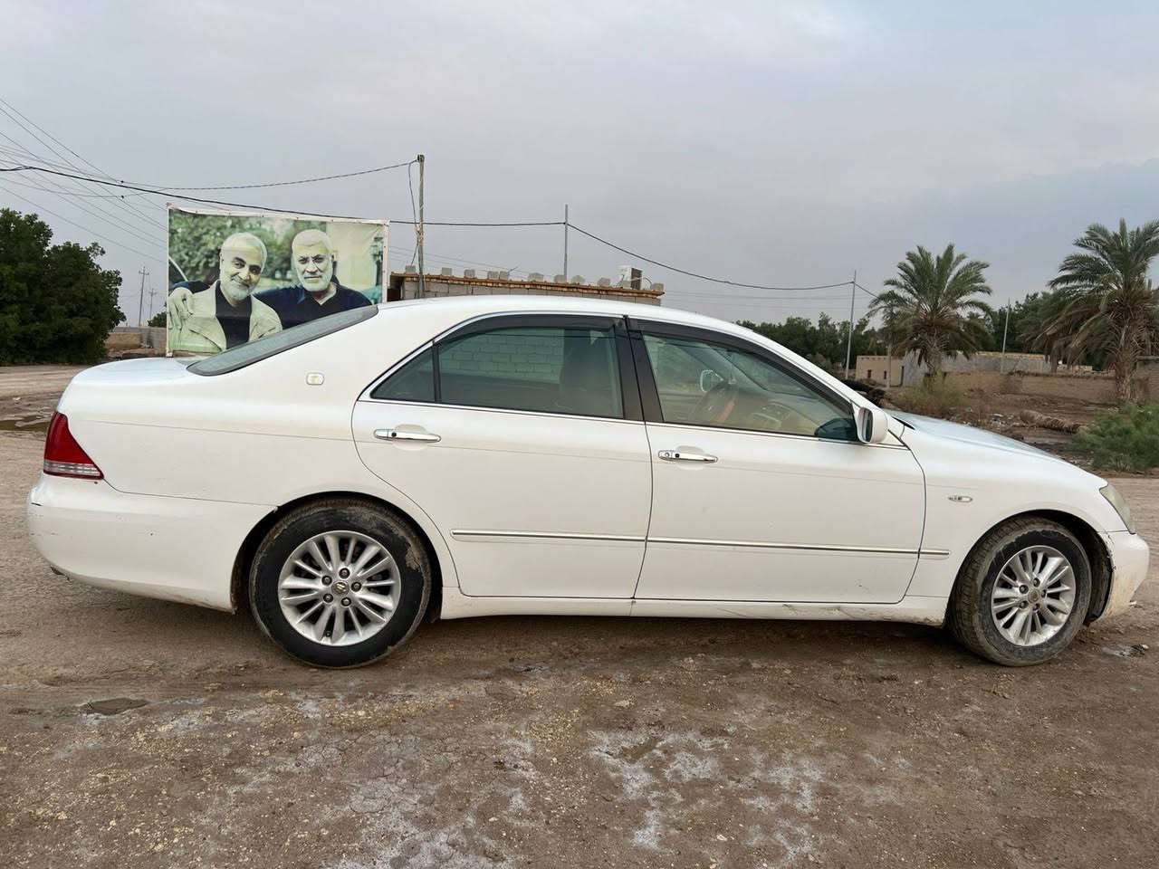 شاهينه كصه قماره شاصي 82 لون ابيض كير S
50 وبيها مجال مكان ذي قار 
***********تصل
