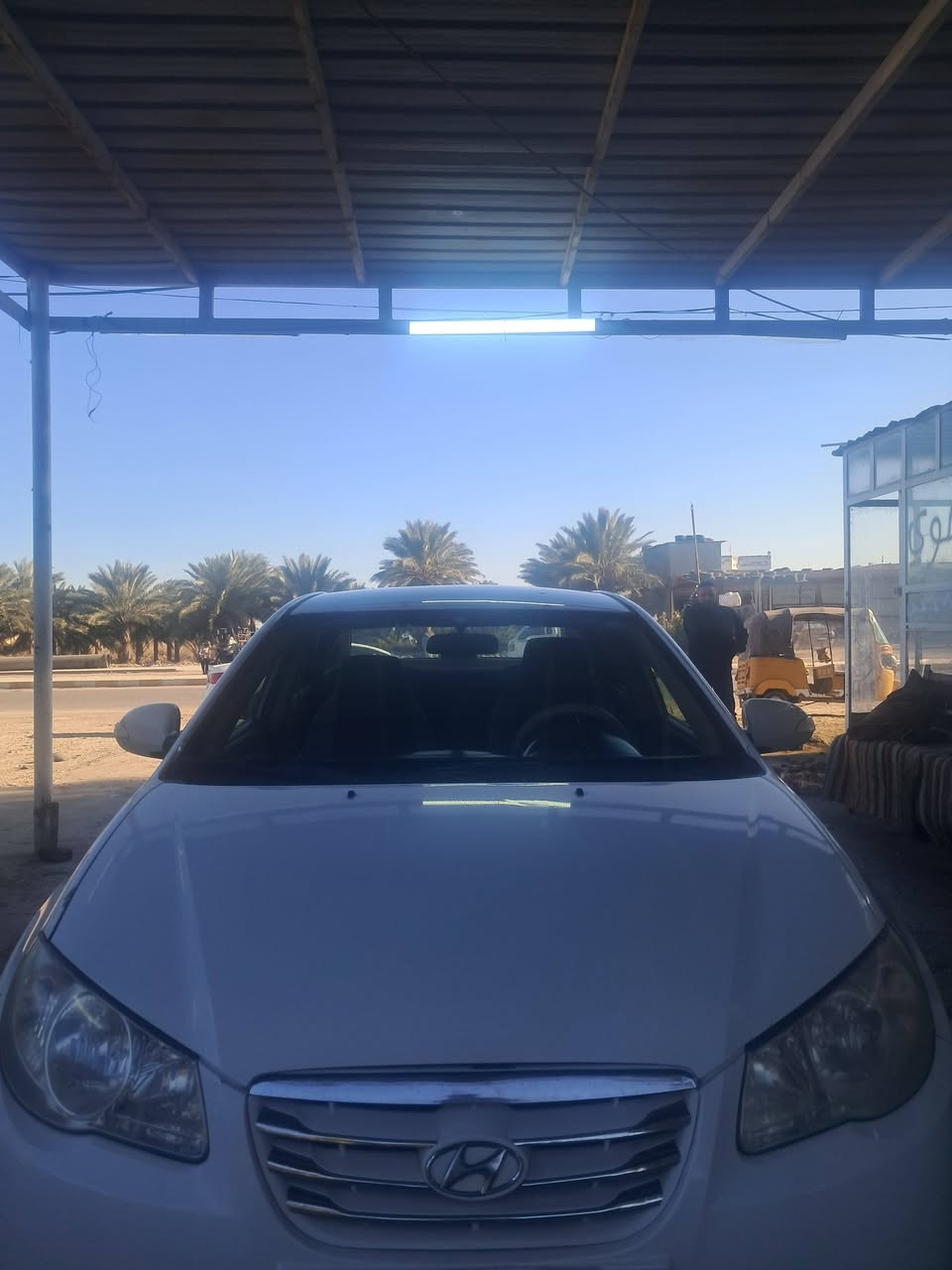 لنترا موديل 9 بيه قطعتين السعر 105  وبيه مجال المكان واسط النعمانيه ***********
