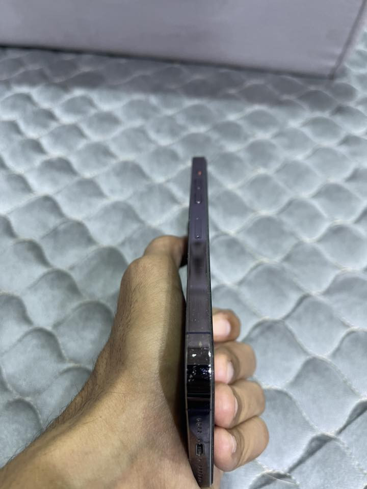 ايفون 14 برو ماكس شرق اوسط ZAA اول ما نزل ماخذه بطاريته 83  جهاز كلش حلو فقط ظهر مبدل  جهاز دبل شريحه يعني شريحتين ذاكرته 256
سعره 745وبيه مجال 
*********** فقط واتساب 
القبلة

